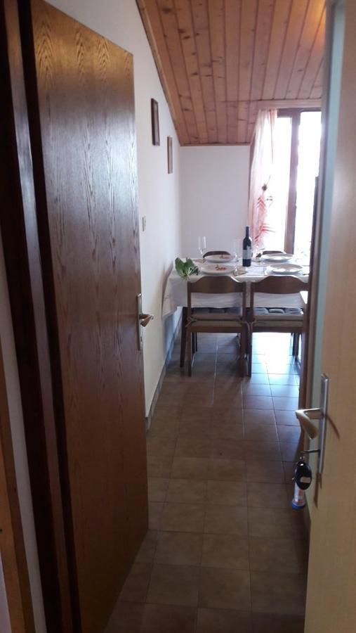 Apartments And Rooms Ana Pomer 217 Exterior foto